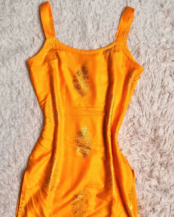 Sleeveless Foil Leaf Print Rayon Daily Wear Kurti