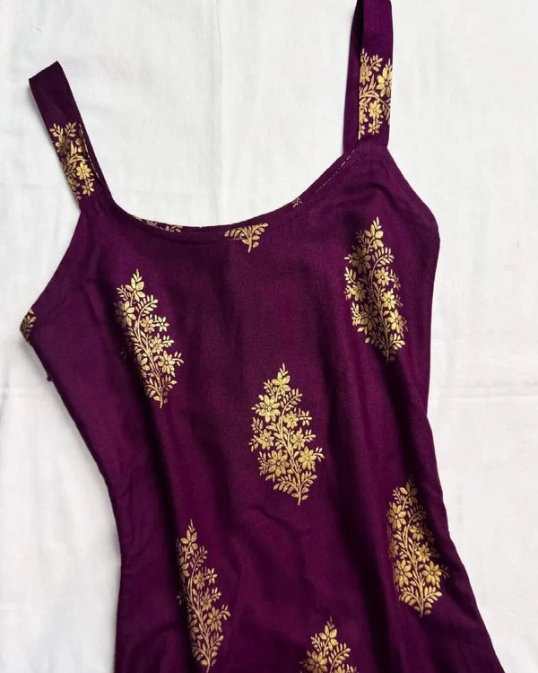 Sleeveless Foil Leaf Print Rayon Daily Wear Kurti